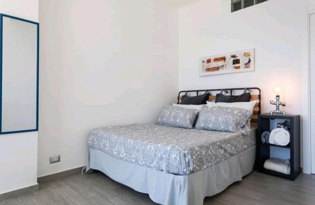 Villa'S Apartment On The Beach, Swimming Pool A/C Palermo Dış mekan fotoğraf